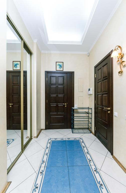 Apartament On Independence Square Kyiv Exterior photo