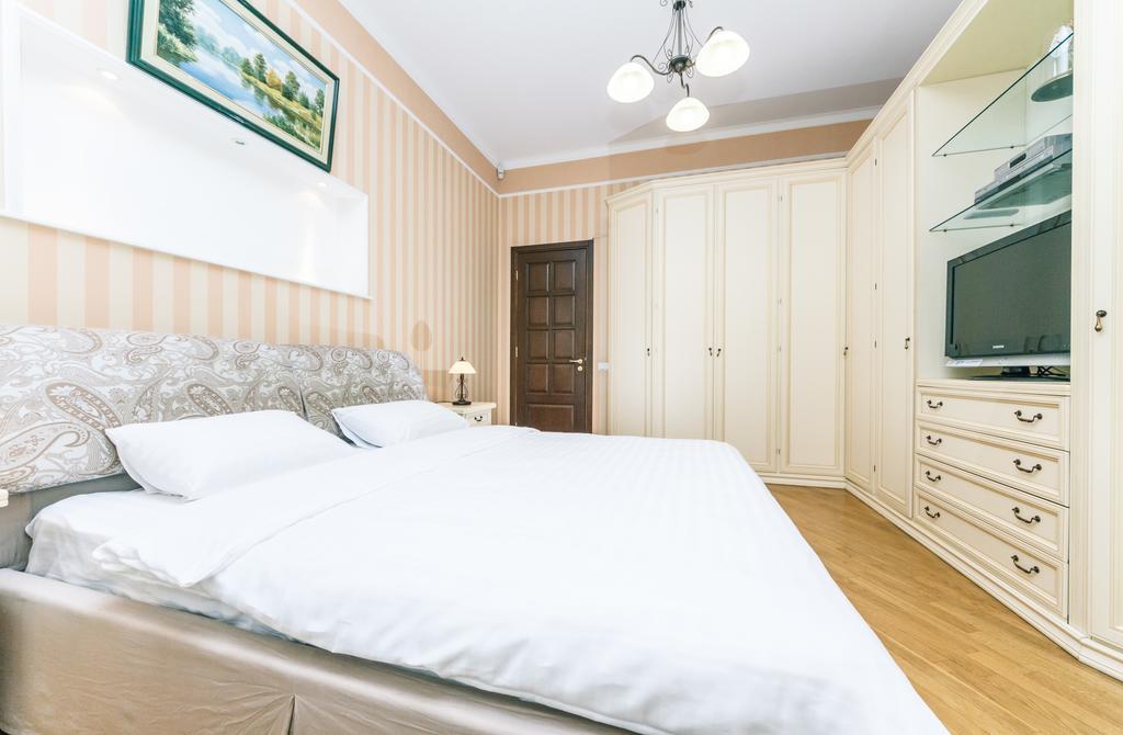 Apartament On Independence Square Kyiv Exterior photo